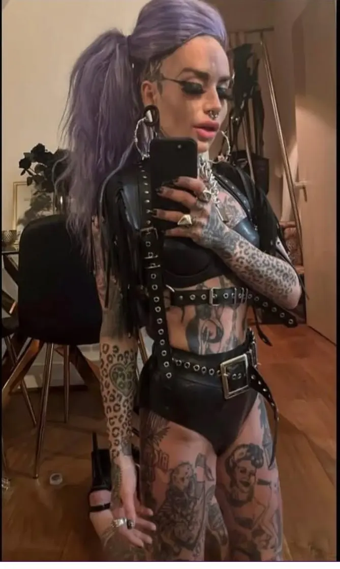 Tattooed violet