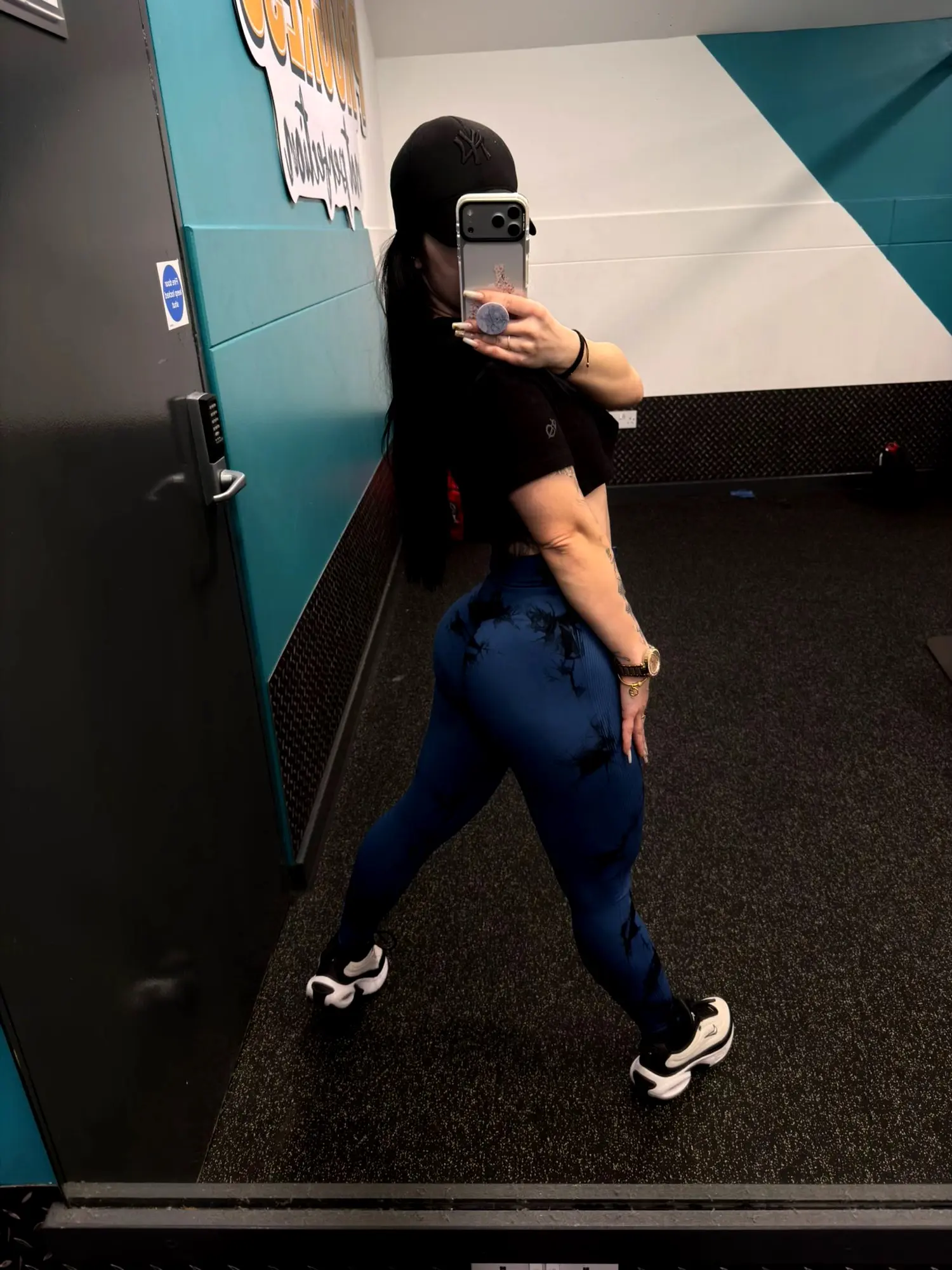 Squat Queen