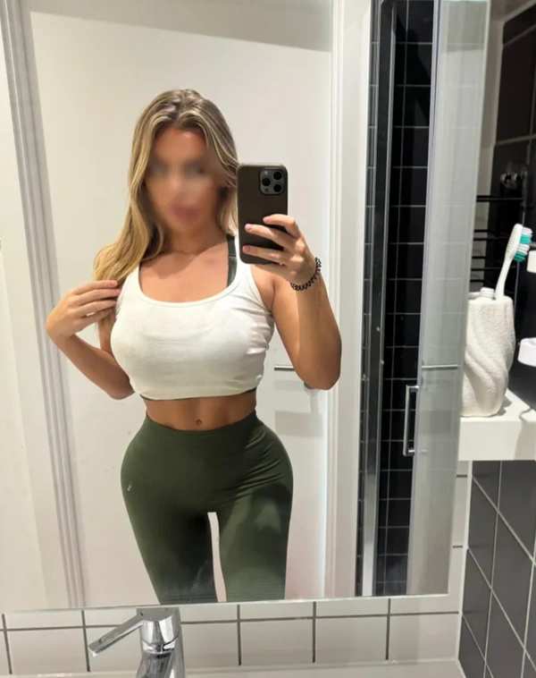 English-Courtney