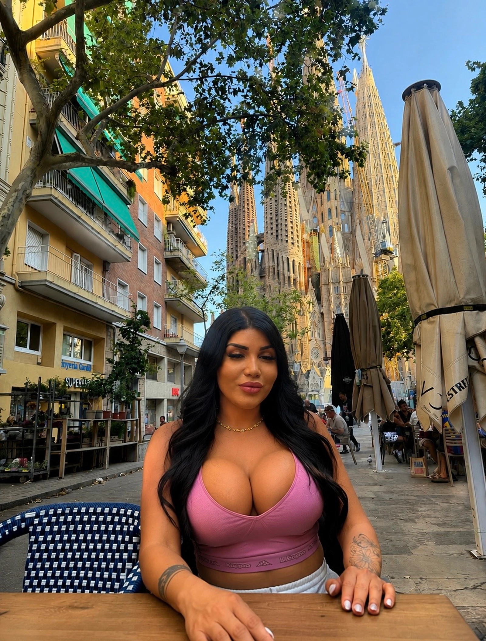 Athena Sanna XXL