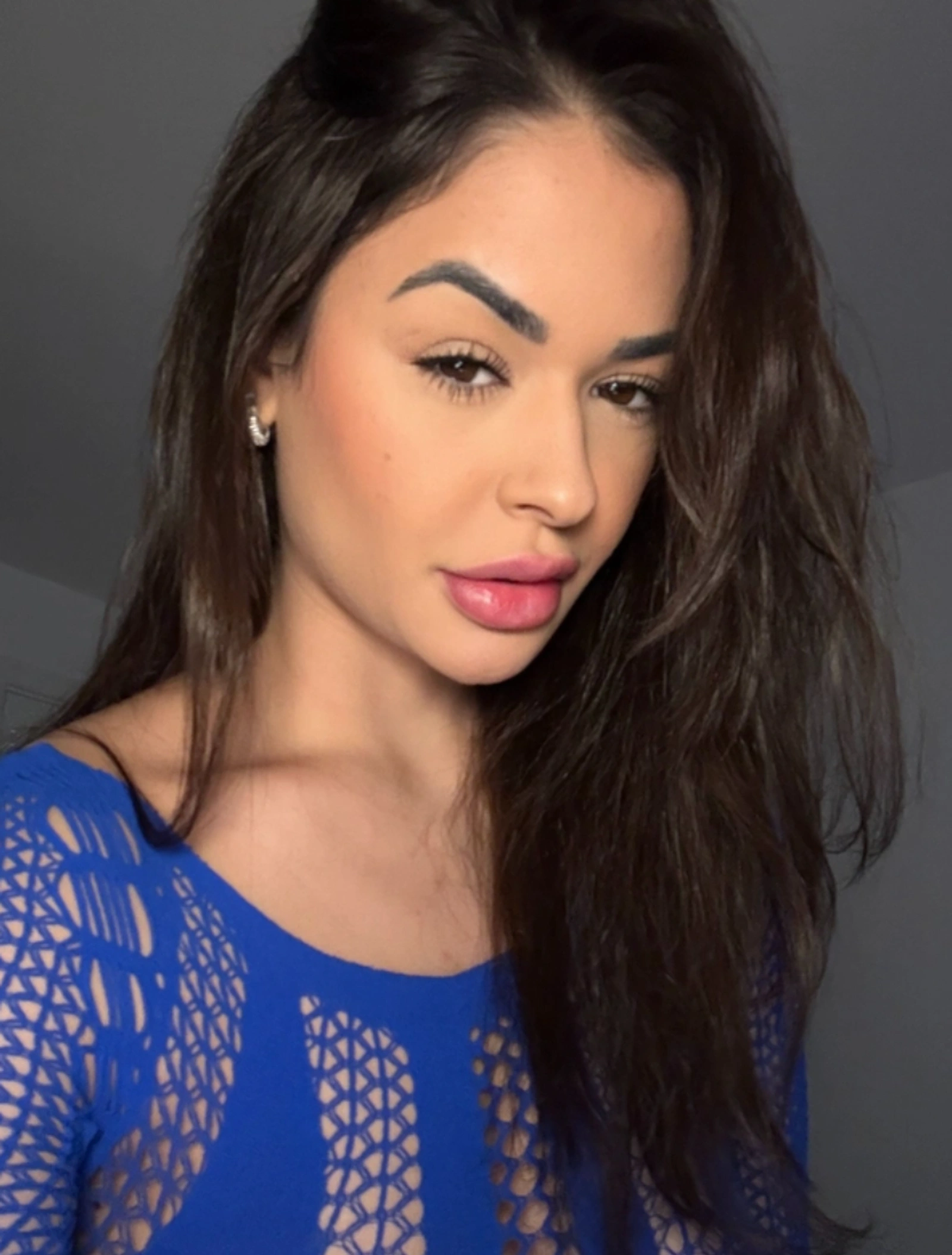 SCARLET GORGEOUS