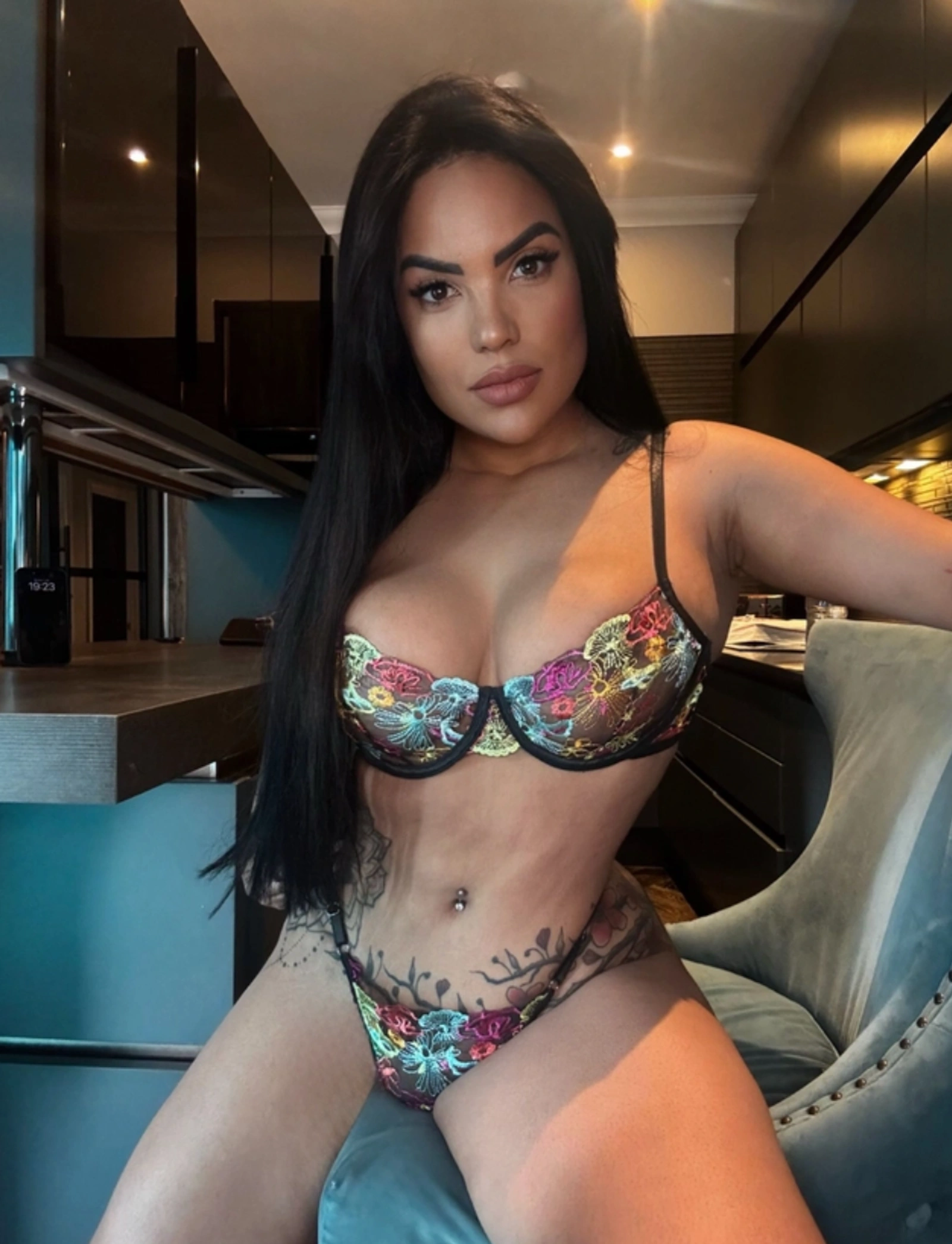 Rayka_Ferraz